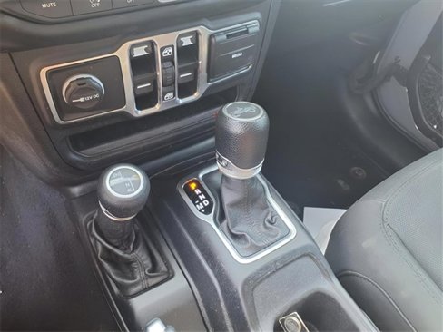 Used 2019 Jeep Wrangler Unlimited Sport S image 21