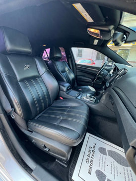 Used 2015 Chrysler 300 S image 19
