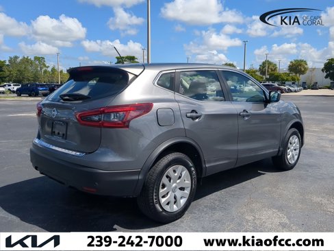 Used 2020 Nissan Rogue Sport S image 5