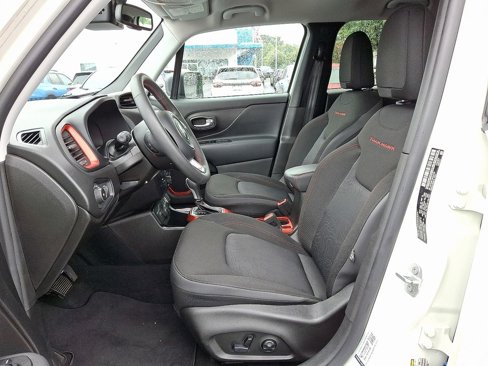 Used 2020 Jeep Renegade Trailhawk w/ Popular Equipment Group image 10