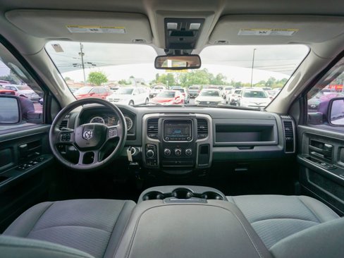 Used 2014 RAM 1500 Express image 2