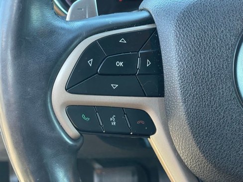 Used 2017 Jeep Grand Cherokee Summit image 18
