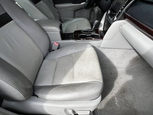 Used 2014 Toyota Camry XLE image 44