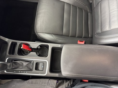 Used 2018 Ford Escape Titanium image 23