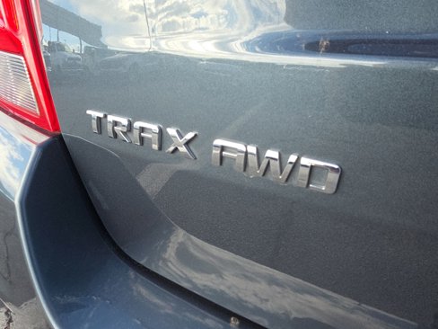 Used 2022 Chevrolet Trax LT w/ LT Convenience Package image 20