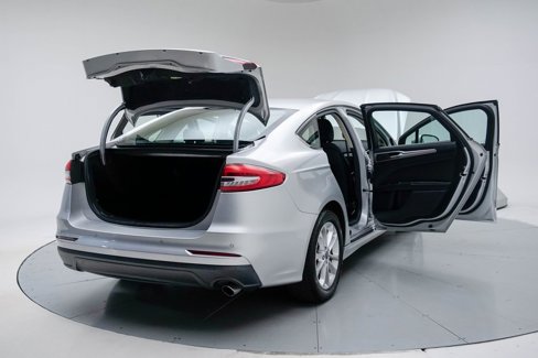 Used 2019 Ford Fusion SE image 34