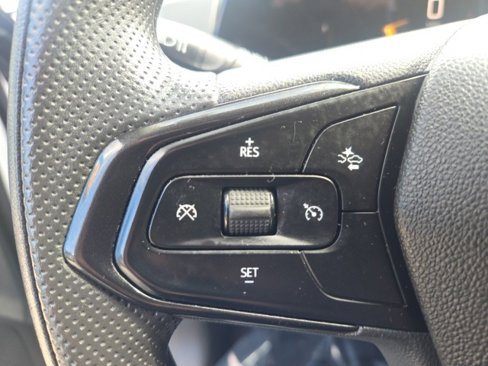 Used 2024 Chevrolet Trax LT image 16