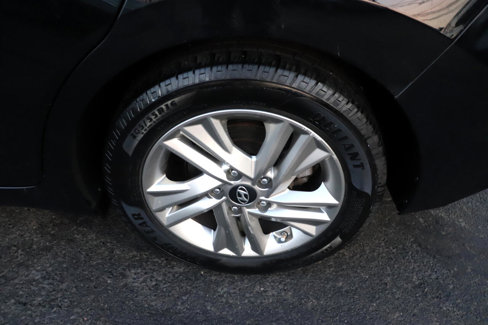 Used 2019 Hyundai Elantra SEL w/ Cargo Package image 42