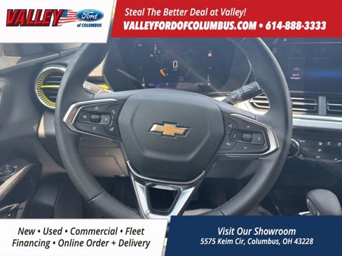 Used 2024 Chevrolet Trax LT w/ LT Convenience Package image 16