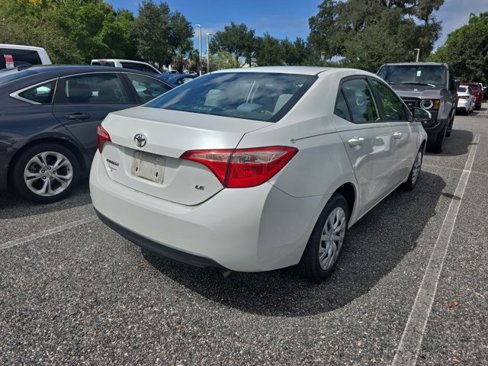 Used 2018 Toyota Corolla L image 3