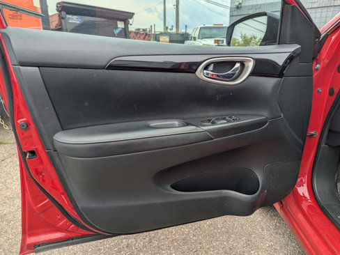 Used 2019 Nissan Sentra SV image 12