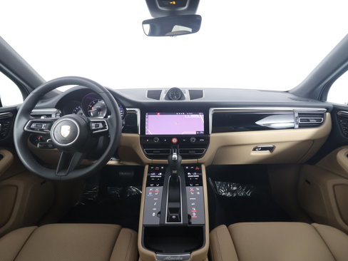 New 2025 Porsche Macan image 13