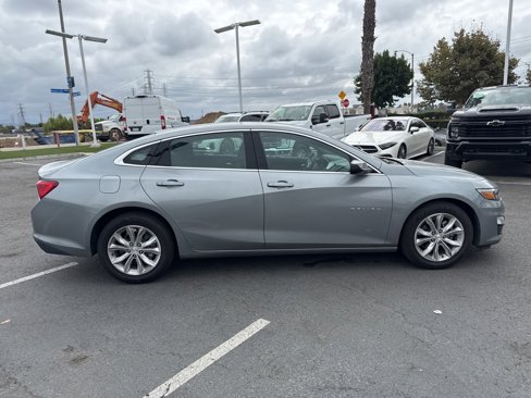 Used 2024 Chevrolet Malibu LT image 2