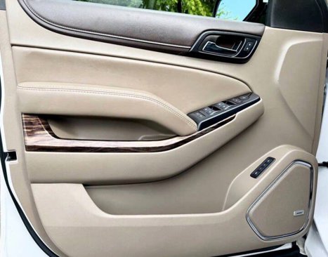 Used 2018 GMC Yukon SLT image 13