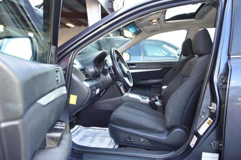 Used 2010 Subaru Outback 2.5i Premium w/ Protection Package 1A image 11