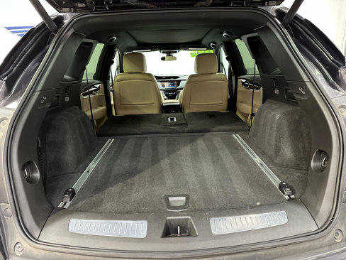 Used 2017 Cadillac XT5 Premium Luxury w/ Advanced Security Package image 30