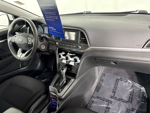 Used 2019 Hyundai Elantra SE w/ Cargo Package image 34