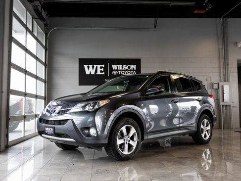 Used 2015 Toyota RAV4 XLE image 2