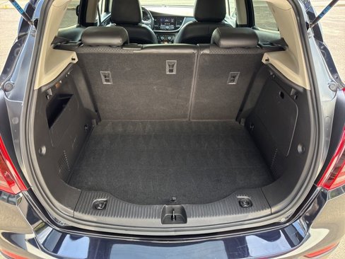 Used 2022 Buick Encore Preferred w/ Safety Package image 14