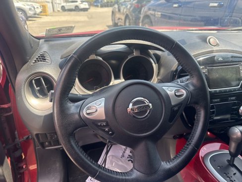 Used 2017 Nissan Juke SV image 10