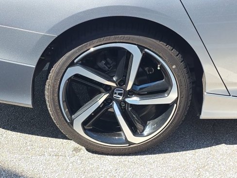 Used 2021 Honda Accord Sport image 10