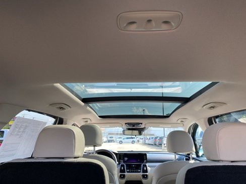 Used 2023 Kia Sorento SX Prestige w/ Panoramic Sunroof Package image 18