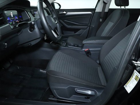 Used 2024 Volkswagen Jetta S image 18