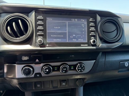 Used 2020 Toyota Tacoma SR image 15