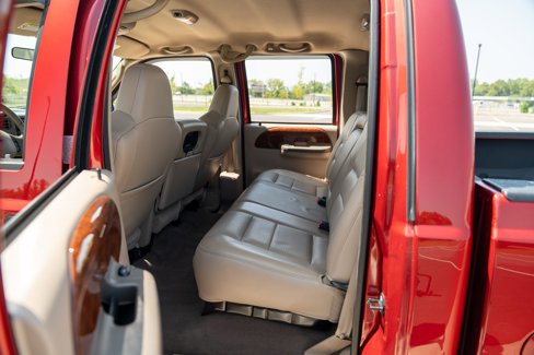 Used 2003 Ford F350 Lariat image 32