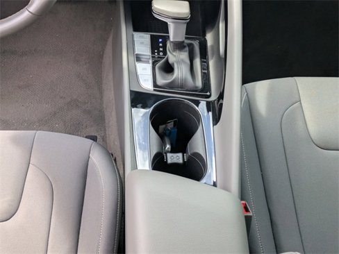 Used 2023 Hyundai Elantra SEL w/ Convenience Package image 17