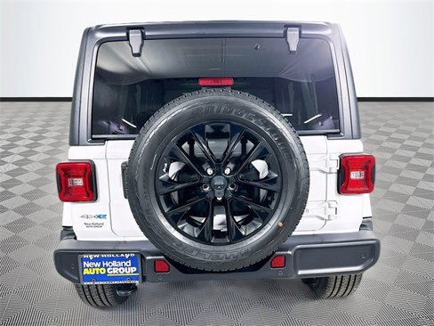 Certified 2021 Jeep Wrangler Unlimited Sahara w/ Cold Weather Group image 6