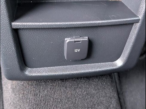 Used 2020 Ford Edge SEL image 17