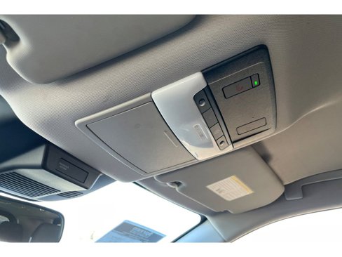 Used 2021 Nissan Rogue SV image 22