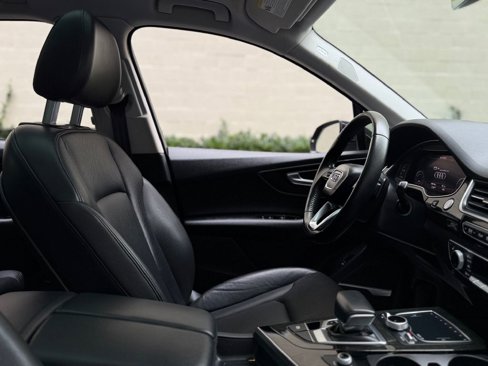Used 2019 Audi Q7 3.0T Prestige w/ Prestige Package image 33
