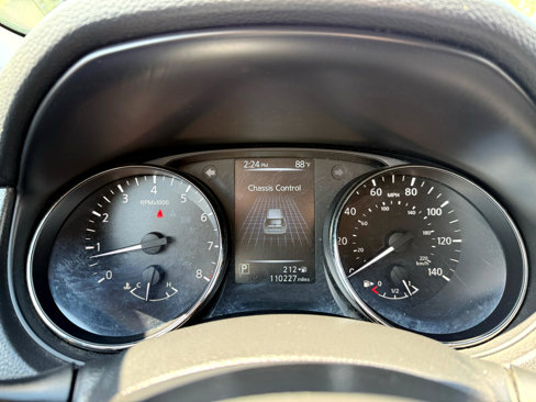 Used 2017 Nissan Rogue SV image 23