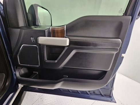 Used 2017 Ford F150 Lariat w/ Equipment Group 501A Mid image 22