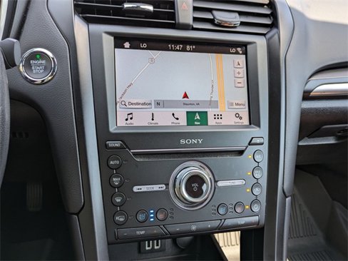 Used 2019 Ford Fusion Titanium image 19