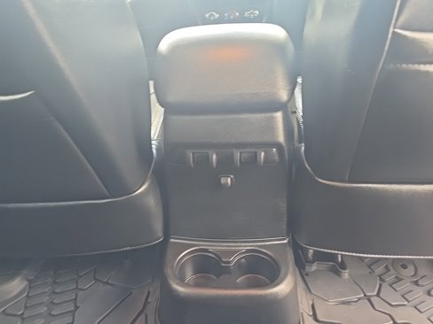 Used 2015 Jeep Wrangler Unlimited Sahara w/ Dual Top Group image 22