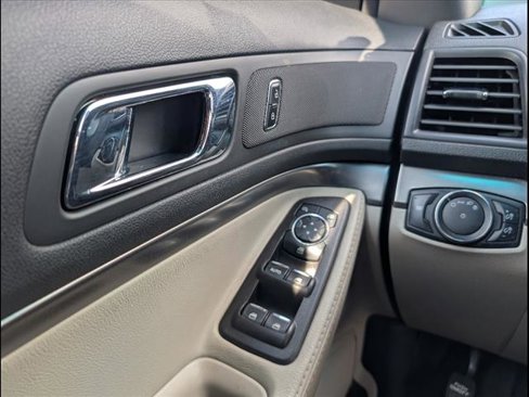 Used 2015 Ford Explorer 4WD image 15