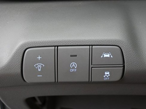 Used 2022 Hyundai Elantra SE image 36