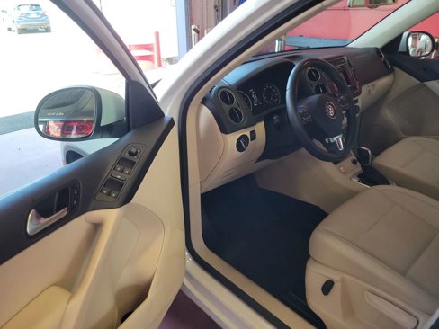 Used 2016 Volkswagen Tiguan S image 10