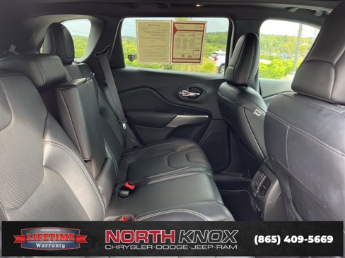 Used 2021 Jeep Cherokee Latitude Lux 80th Anniv w/ Quick Order Package 26U 80TH image 23