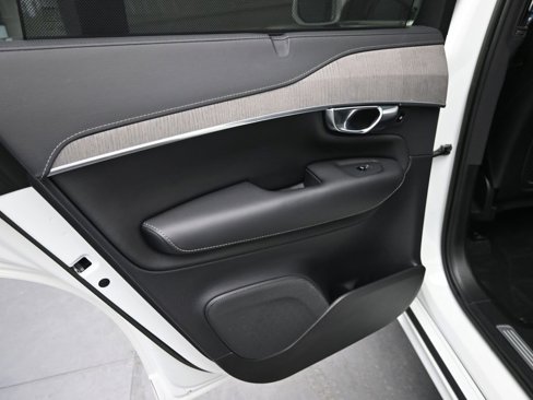 Certified 2023 Volvo XC90 B6 Ultimate image 26