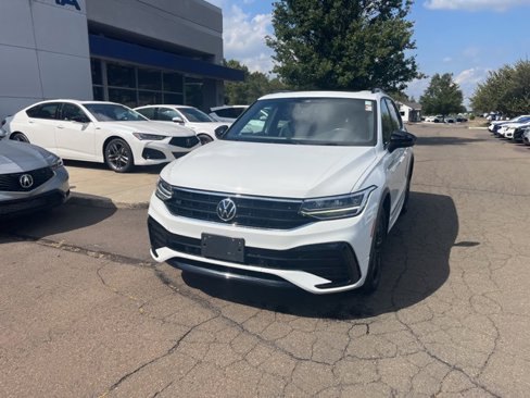 Used 2022 Volkswagen Tiguan SE R-Line image 26