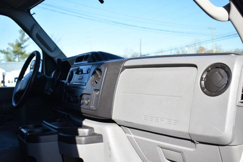 Used 2012 Ford E-250 and Econoline 250 image 26