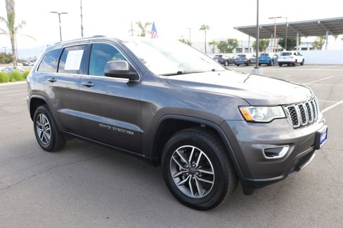 Used 2020 Jeep Grand Cherokee Laredo w/ Laredo X Package image 1