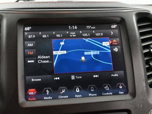 Used 2019 Jeep Cherokee Trailhawk image 20