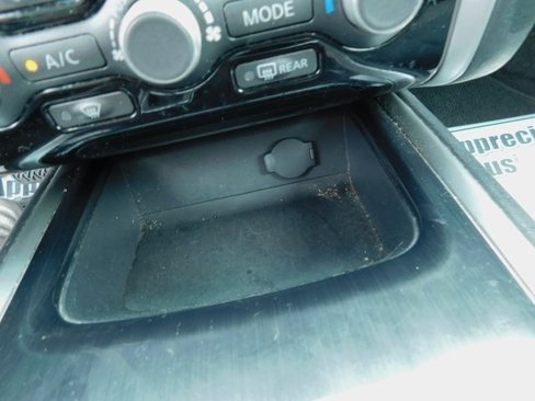 Used 2017 Nissan Pathfinder S image 29