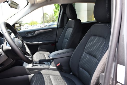 Used 2025 Ford Escape Active w/ Cold Weather Package image 13