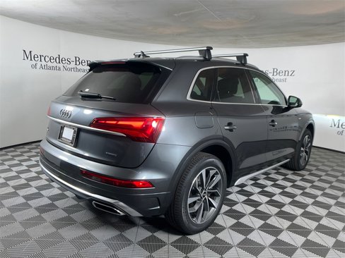 Used 2023 Audi Q5 2.0T Premium w/ Convenience Package image 7